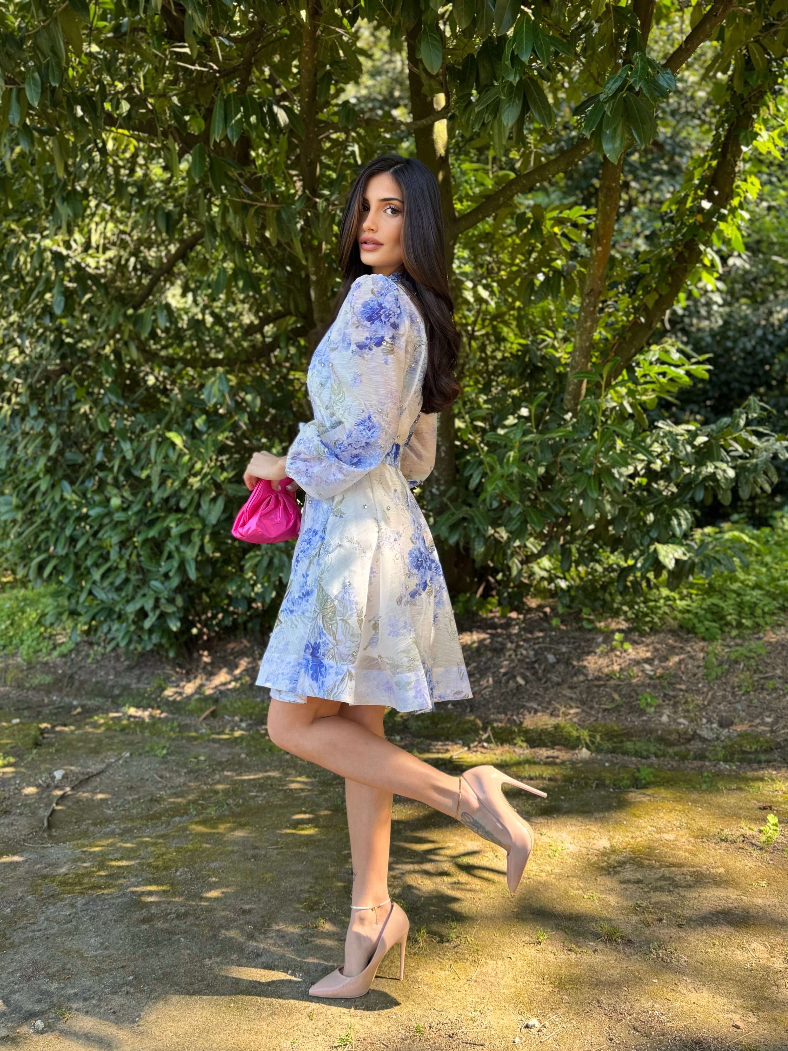 DRESS ESELLE